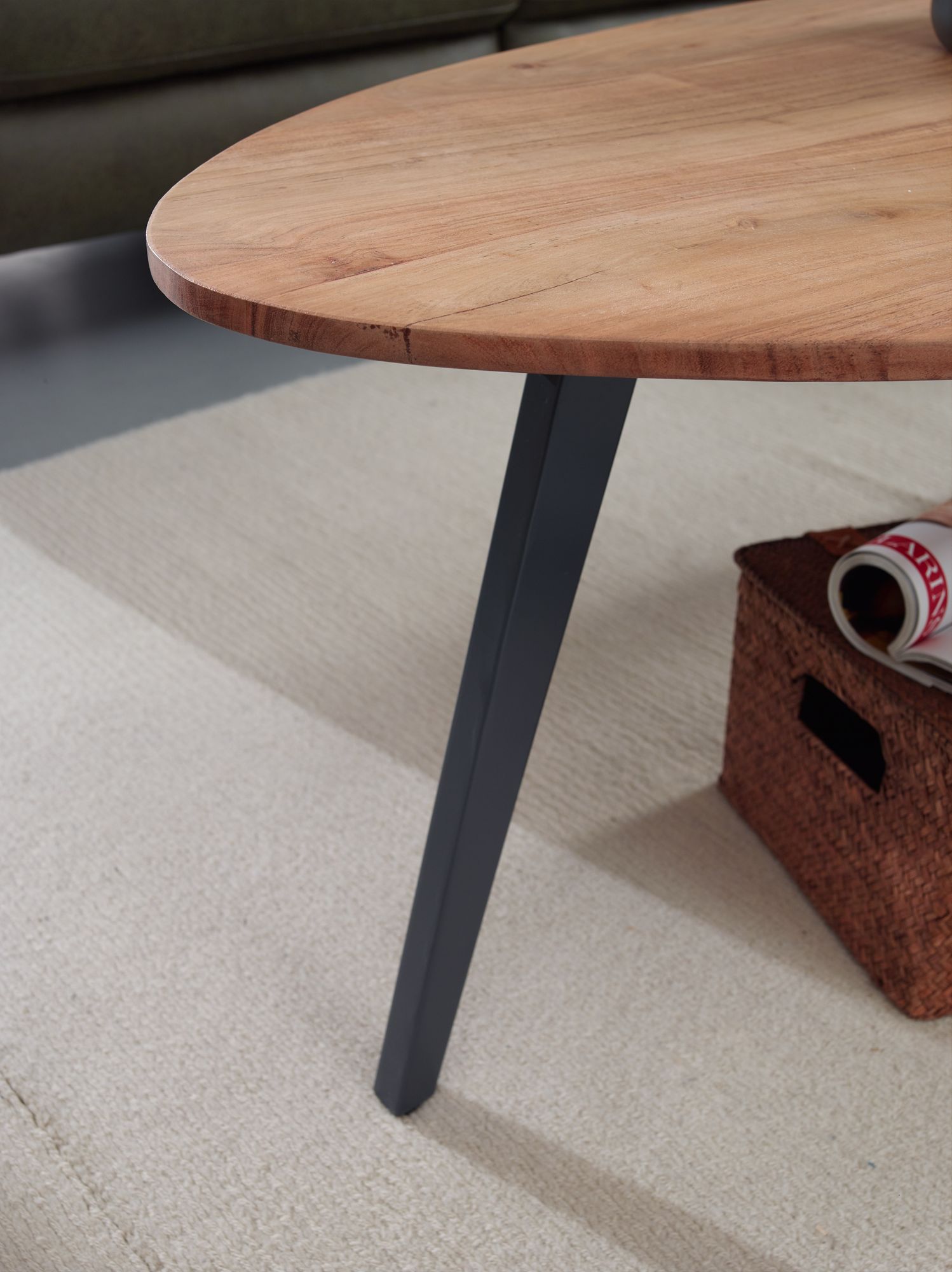 55954-WOHNLING-Couchtisch-Akazie-Massivholz-Wohnzimmertisch-Nierenform---Sofatisch-modern-Holztisch---Tisch-Wohnzimmer-Holz-Metall-beistelltisch-skandinavisch-es-style-table-side-nieren_3.jpg