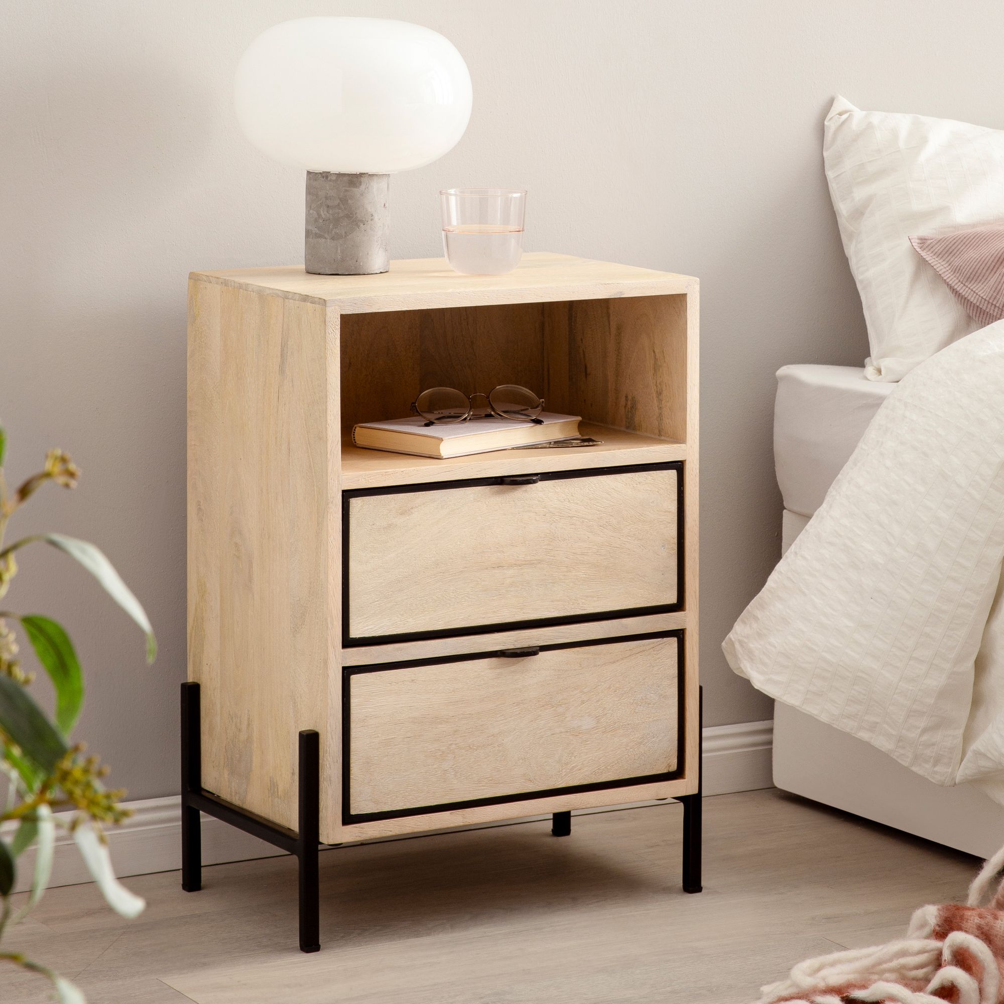 88232-WOHNLING-Nachtkonsole-43x30x60-cm-Mango-Massivholz-WL6-787-WL6-787_5.jpg