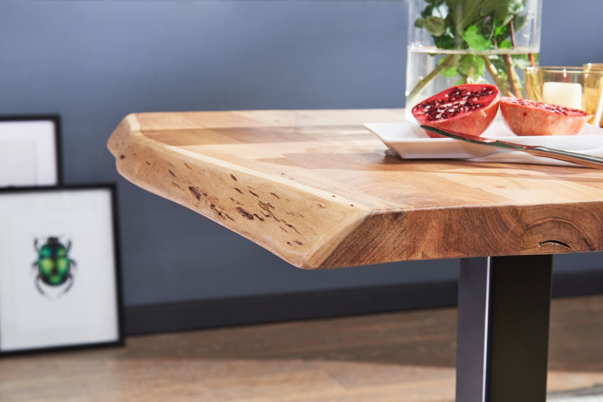 Esstisch Baumkante 80 x 75 x 75 cm Akazie Massivholz Esszimmertisch, Kleiner Holztisch Esszimmer, Designer Küchentisch Quadratisch