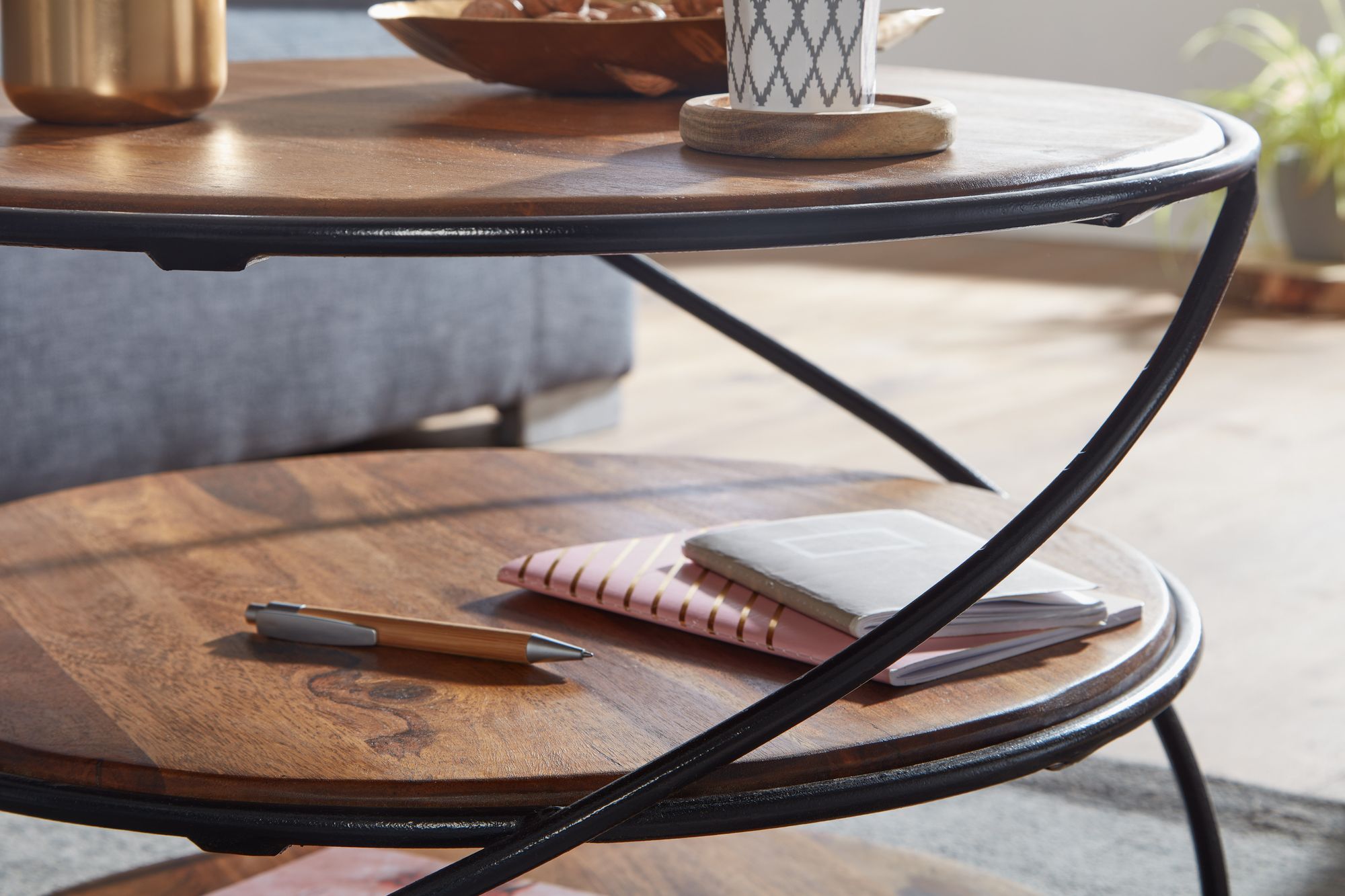 64612-WOHNLING-Couchtisch-58x58x40-5-cm-Sheesham-Massivholz---Metall---Wohnzimmertisch-Kaffeetisch-Massiv---Kleiner-Tisch-Beistelltisch-Wohnzimmer-Modern-mit-Stauraum---Sofatisch-Rund-b_3.jpg