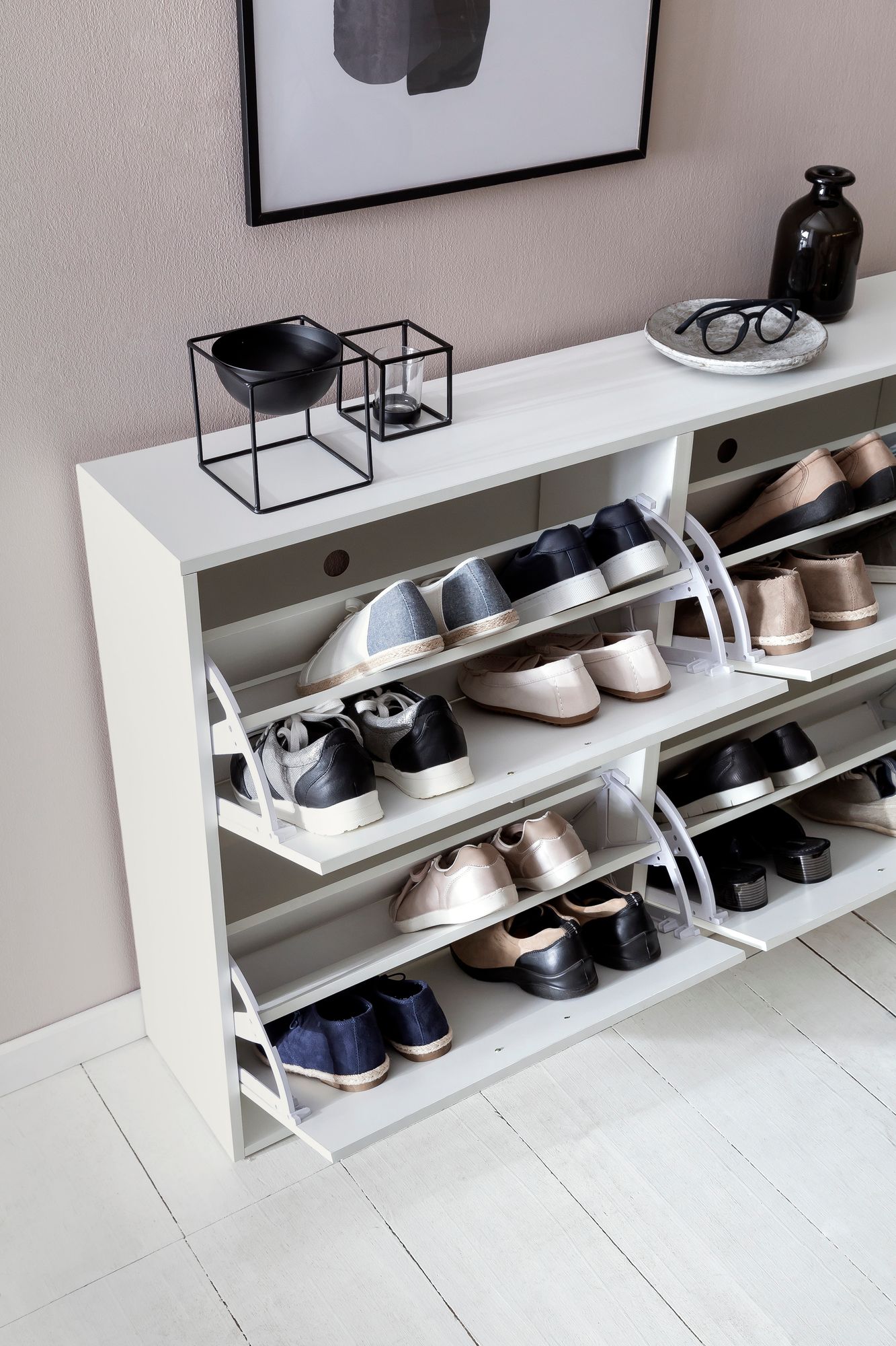 Schuhschrank WL5.829 Modern 120 x 81 x 24 cm Holz Schuhregal Weiß 4 Fächer, Schuhkommode Flurschrank mit Ablage, Design Schuhkipper Schuhaufbewahrung, Flurkommode für Schuhe Hoch
