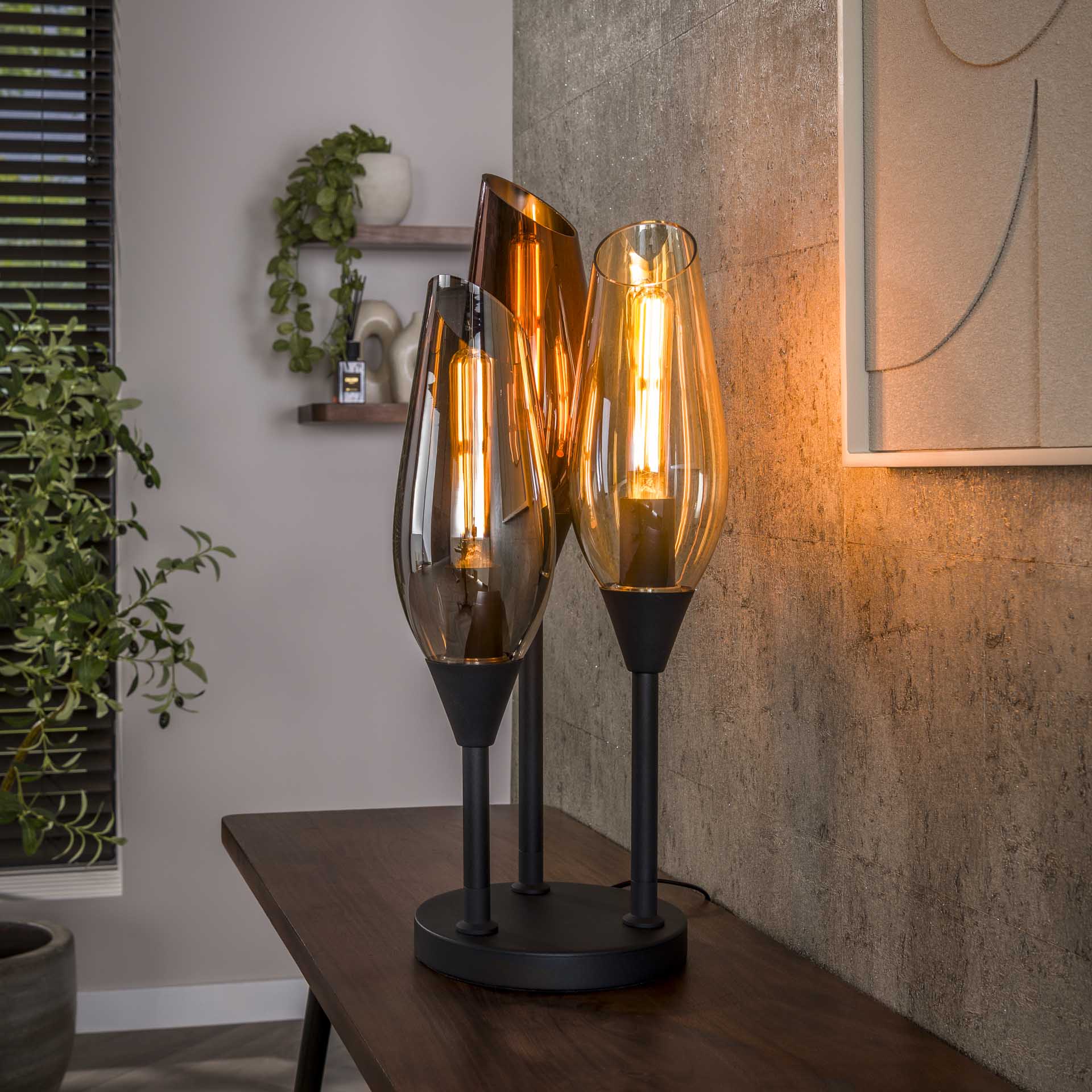 Tischleuchte Cocoon 3F – Schwarz mit drei Glasschirmen