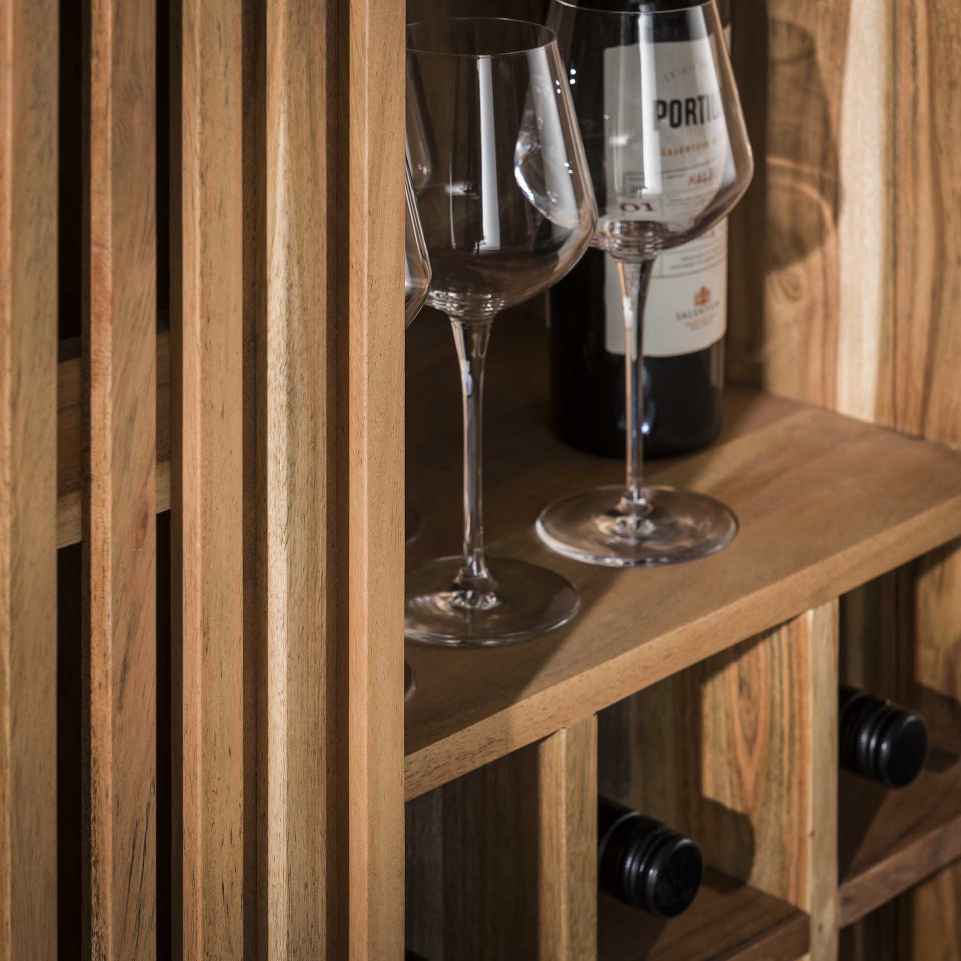 Weinschrank „Slide“ – Schiebeschrank aus Akazienholz